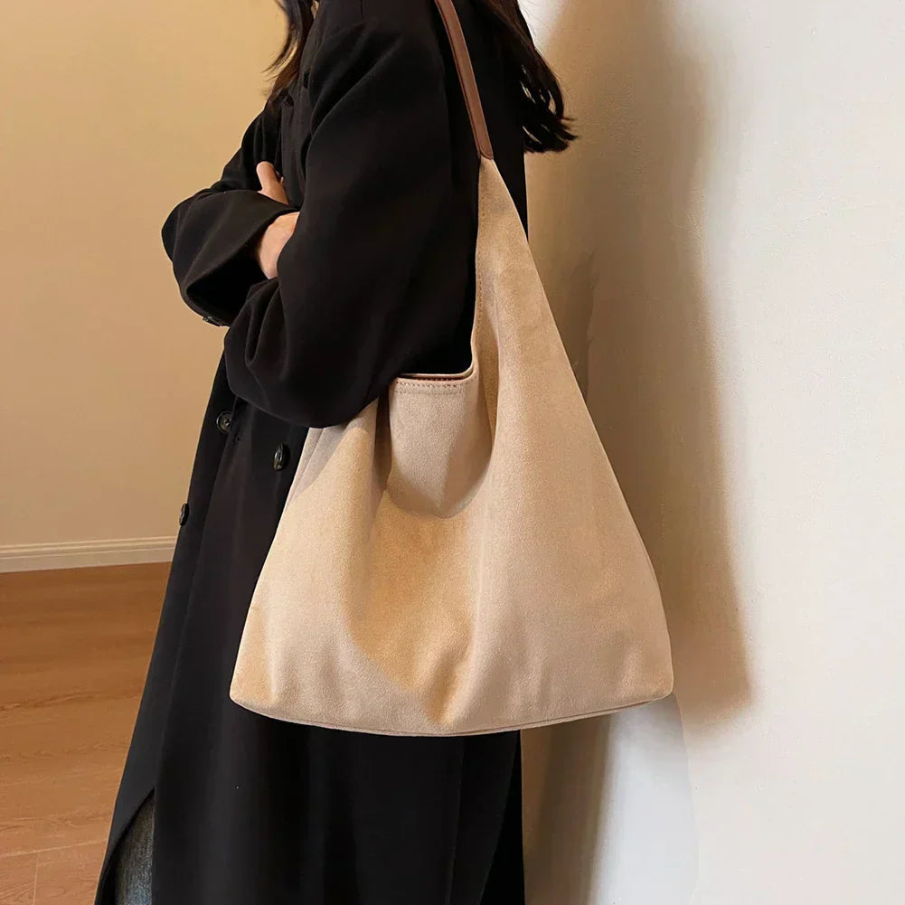Skuldertaske – Perfekt til Casual og Elegante Outfits