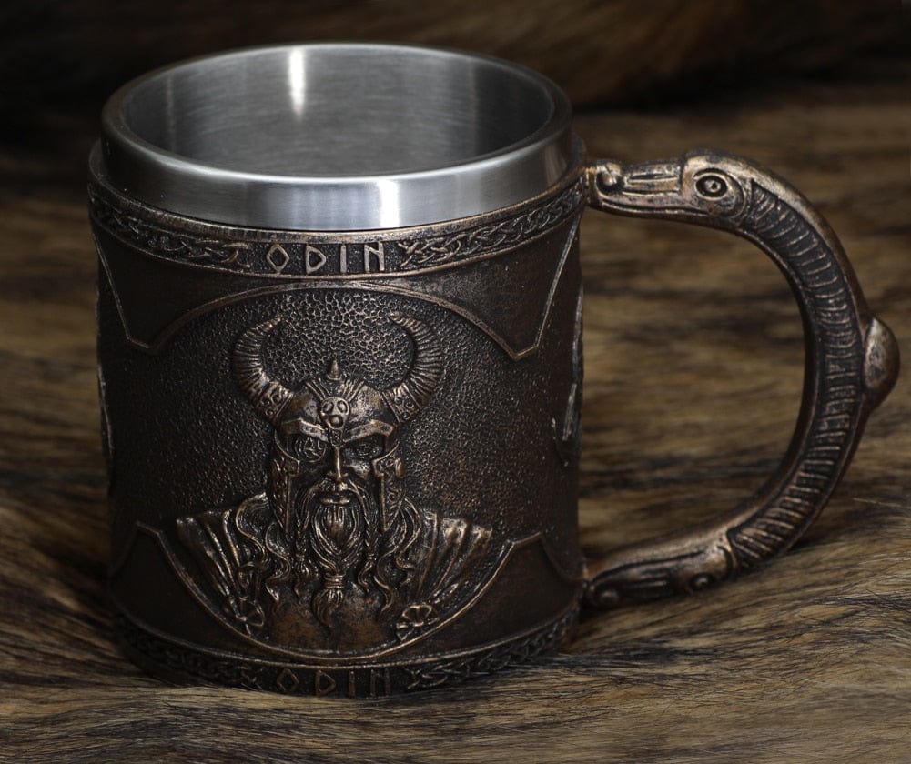 Vikingekrus med nordisk vogter-tema