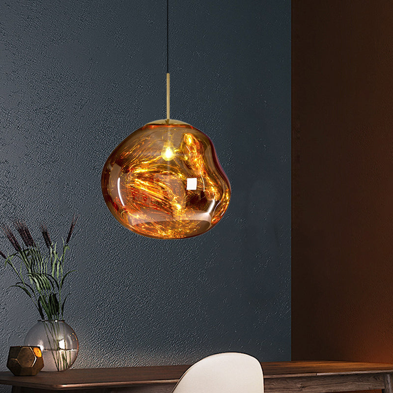 Pendellampe med metal & glas for luksuriøs elegance