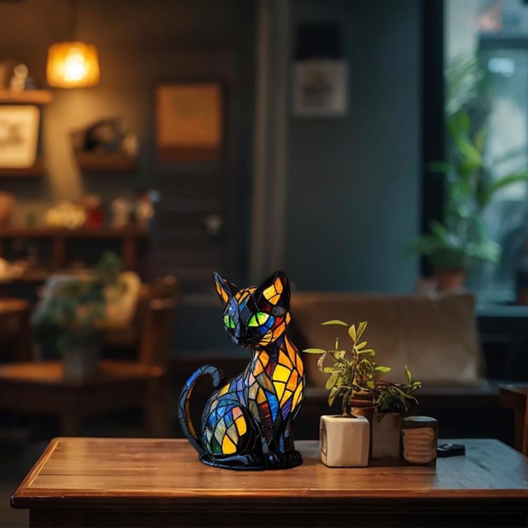 Lysende kat – håndlavet lampe til ArRødo Interni
