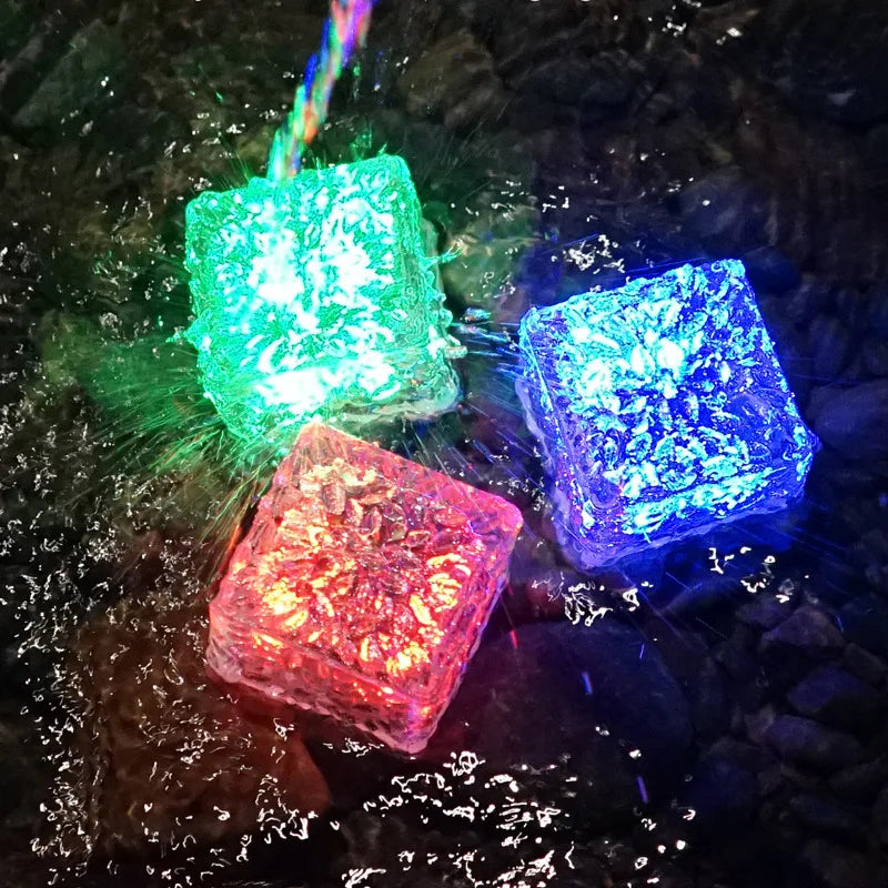 Lysende badekugler – Sæt med 6 LED-vandlegetøj