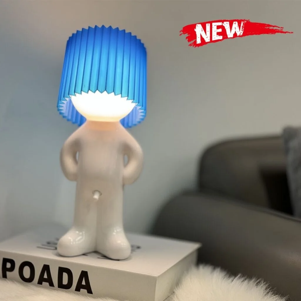 Ledsen™ BoyLamp: Charmerende Lille Dekorativ LED Dreng Lampe