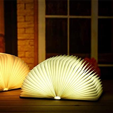 Sammenklappelig bordlampe i træ – LED-læselampe