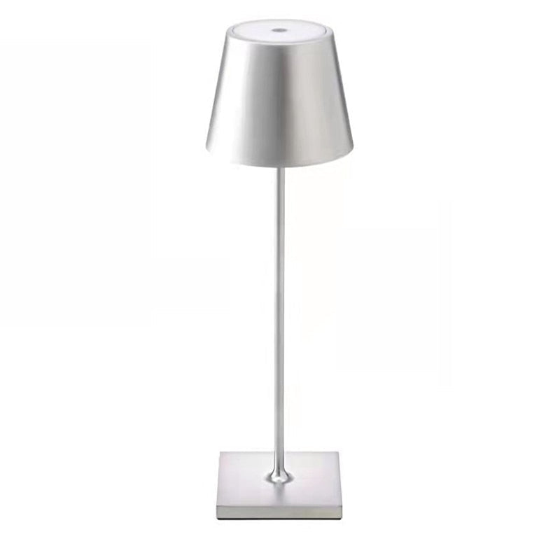 Bordlampe – Trådløs Frihed og Hygge