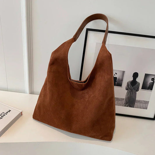 Skuldertaske – Perfekt til Casual og Elegante Outfits