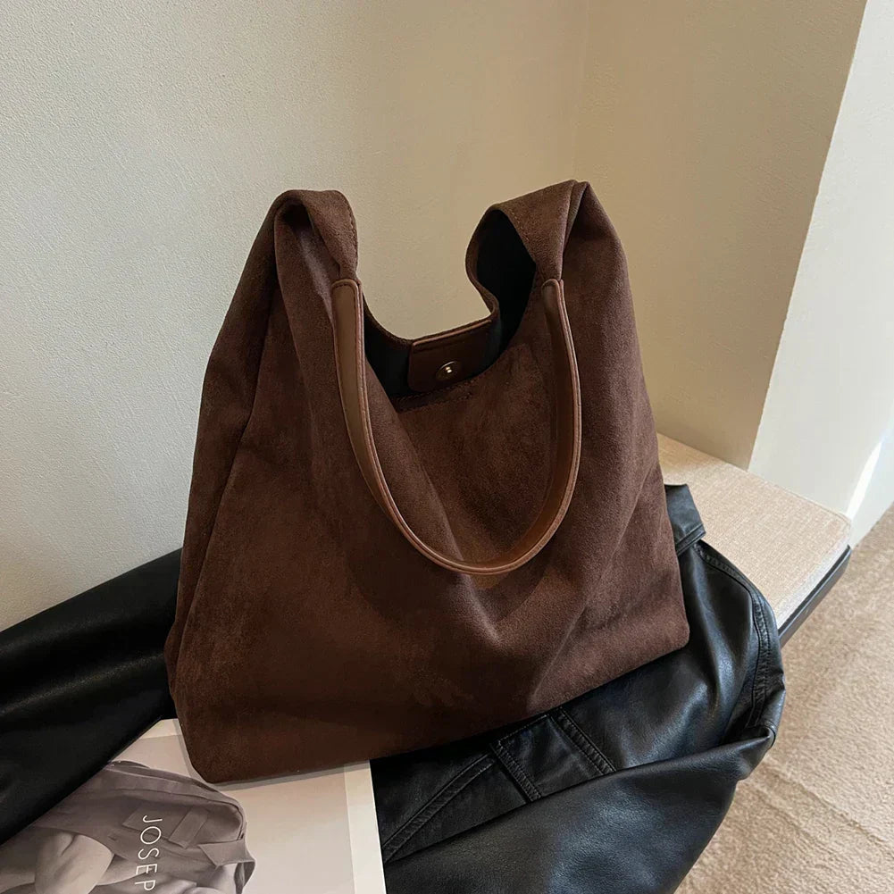 Skuldertaske – Perfekt til Casual og Elegante Outfits