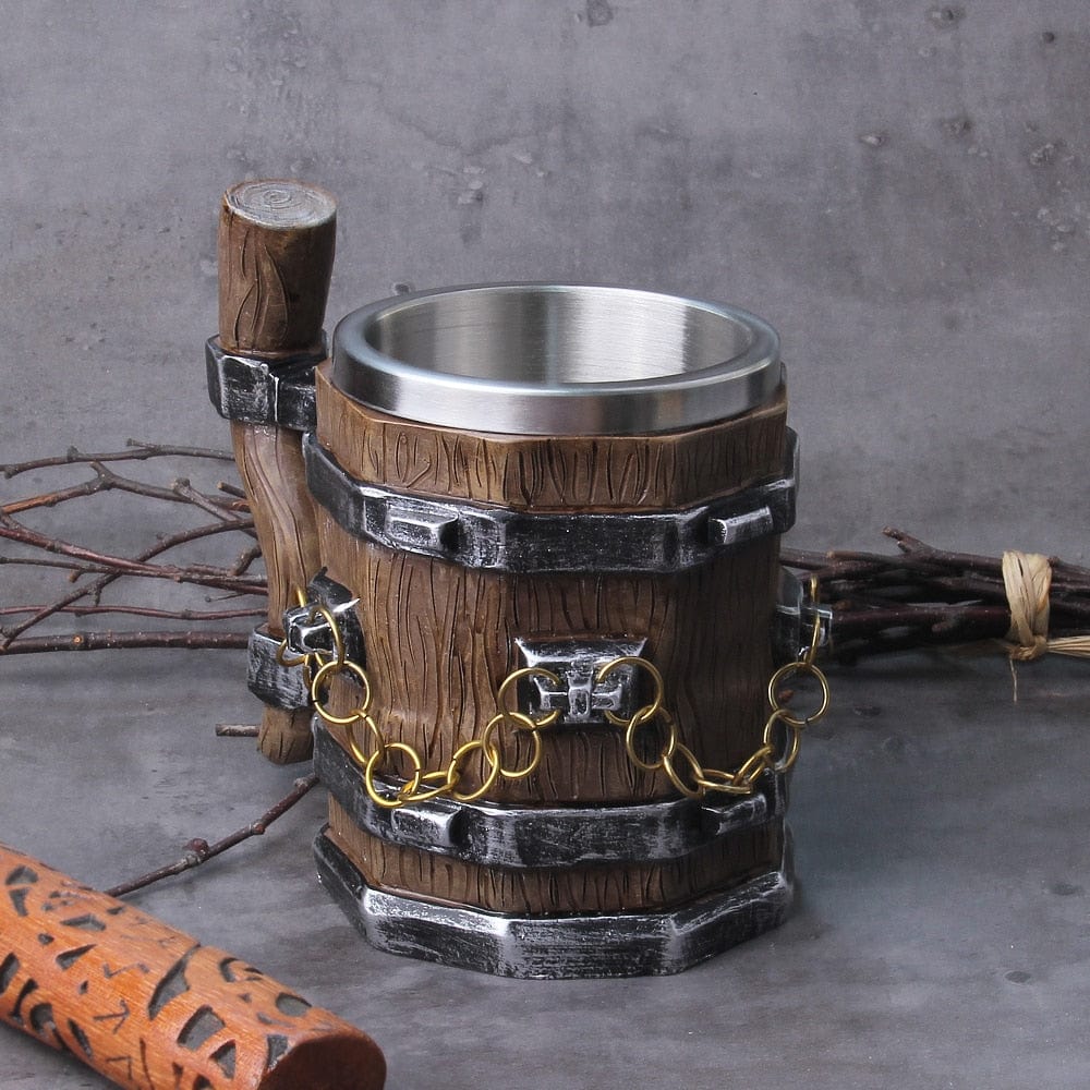 Vikingekrus med Yggdrasil-inspireret træmotiv