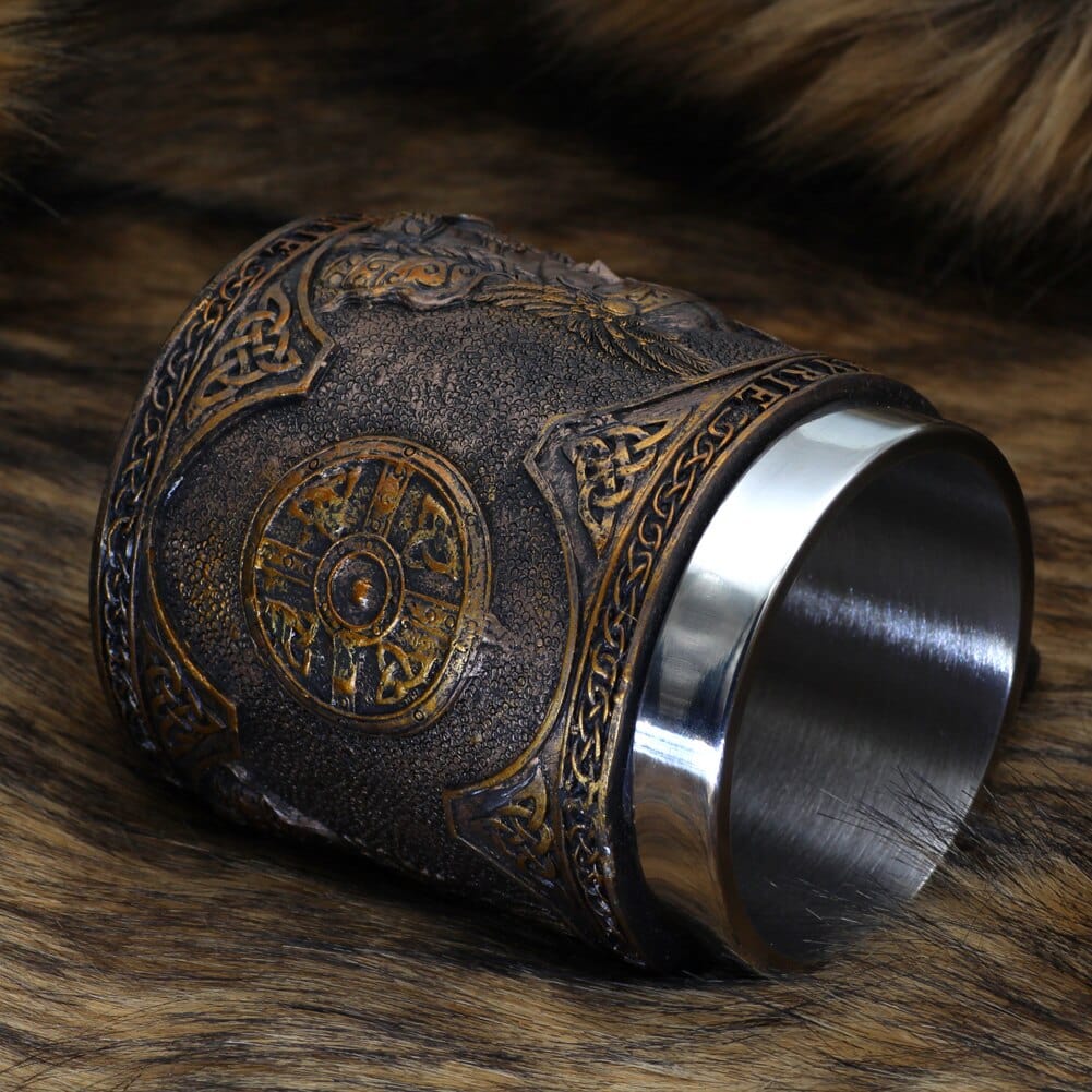 Vikingekrus med valkyrie-inspireret design