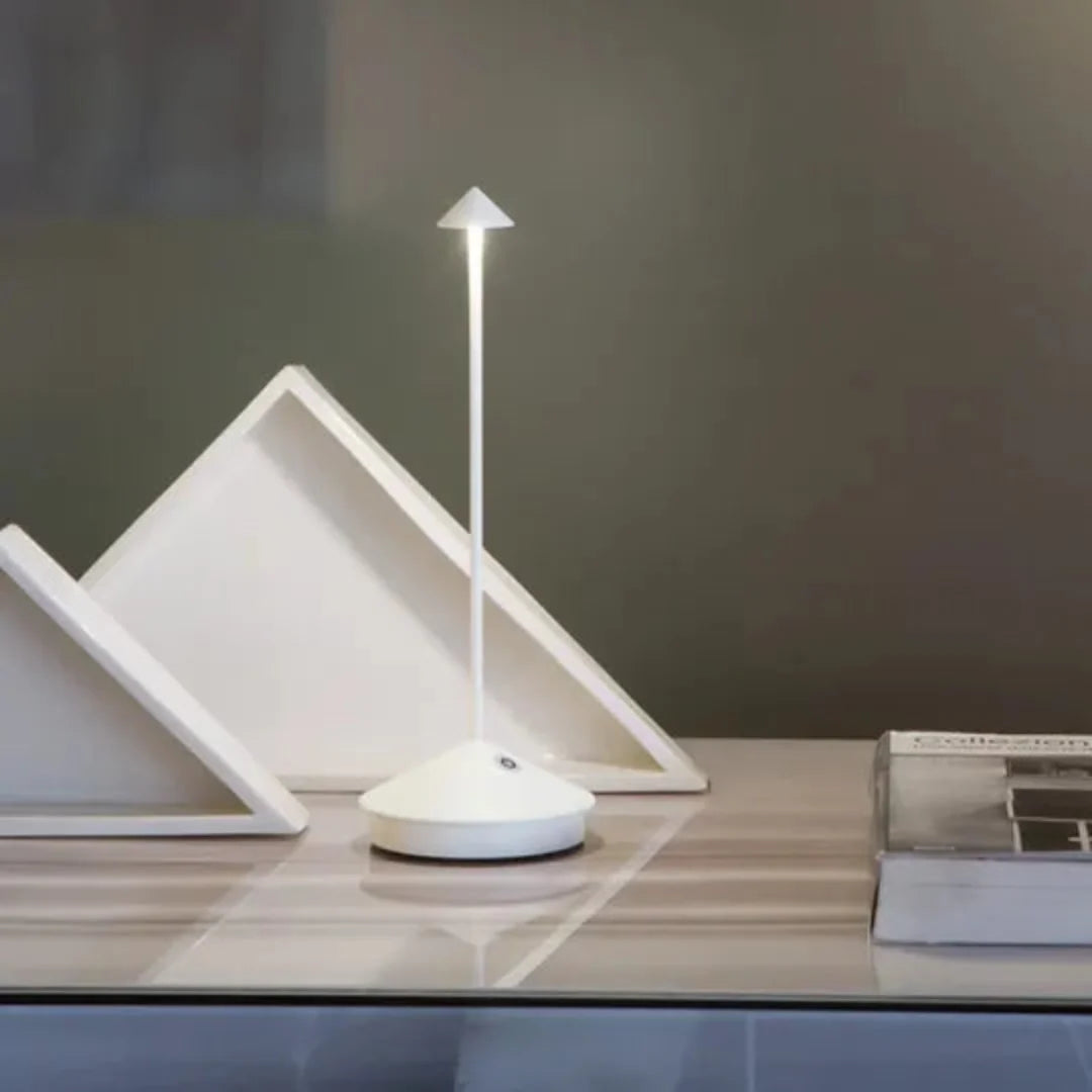 Trådløs Bordlampe Dæmpbart Lys & Vandtæt Design