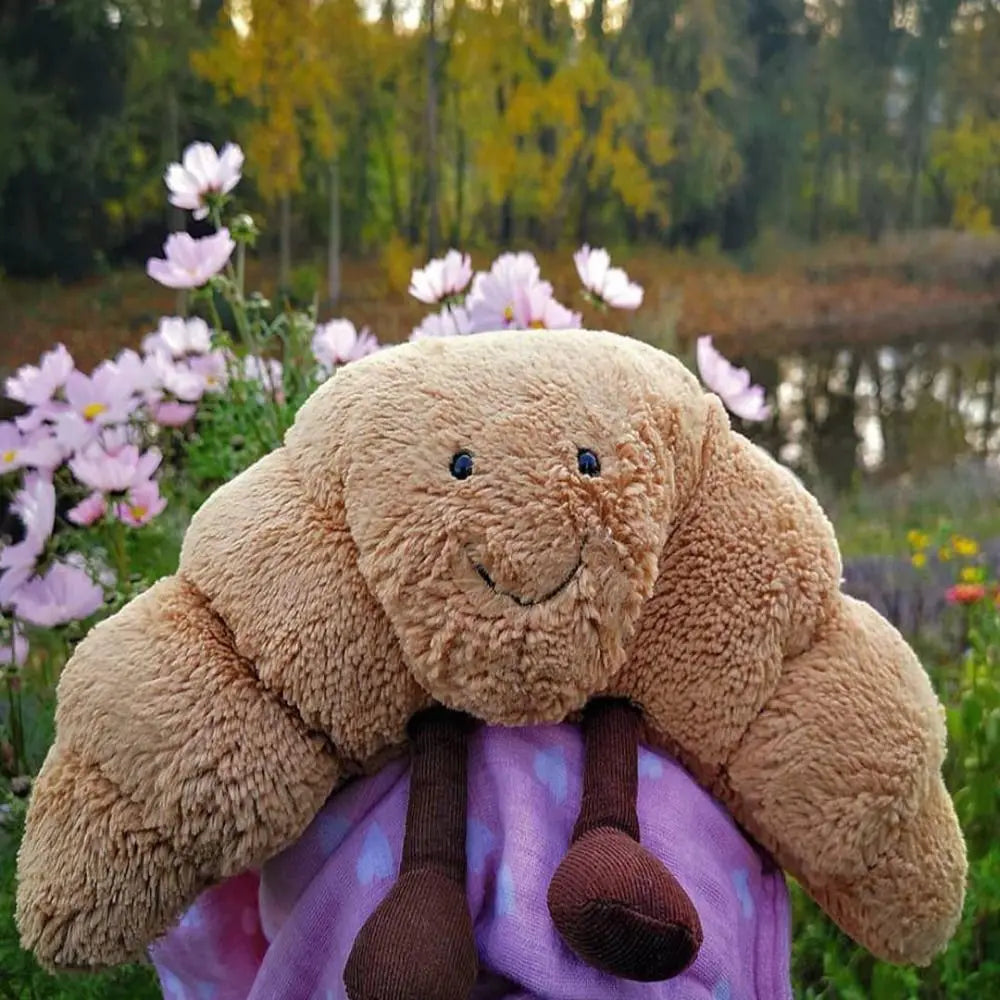 Croissnuggle - Blød Krammebamse I Croissantform