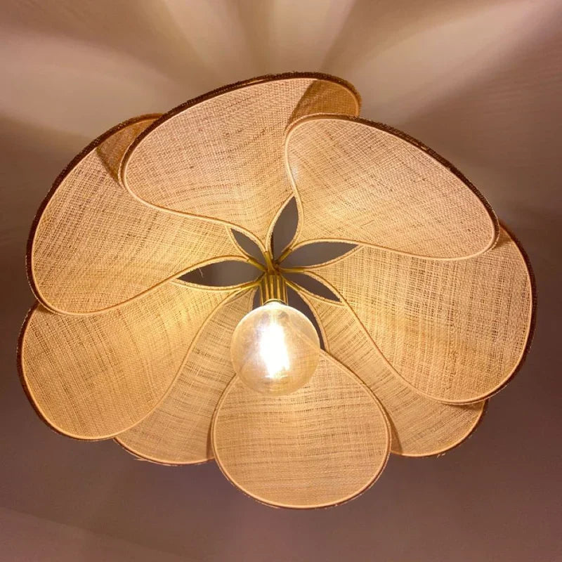 Blomsterblad-lampe til moderne boligverdener