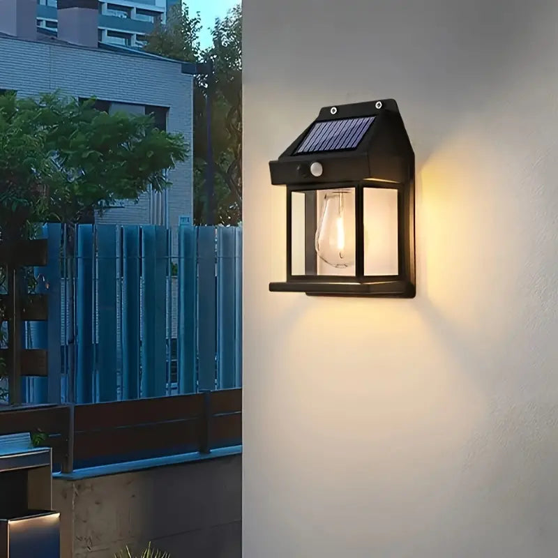 Udendørslampe Solcelle – Automatisk Aktivering og Lys