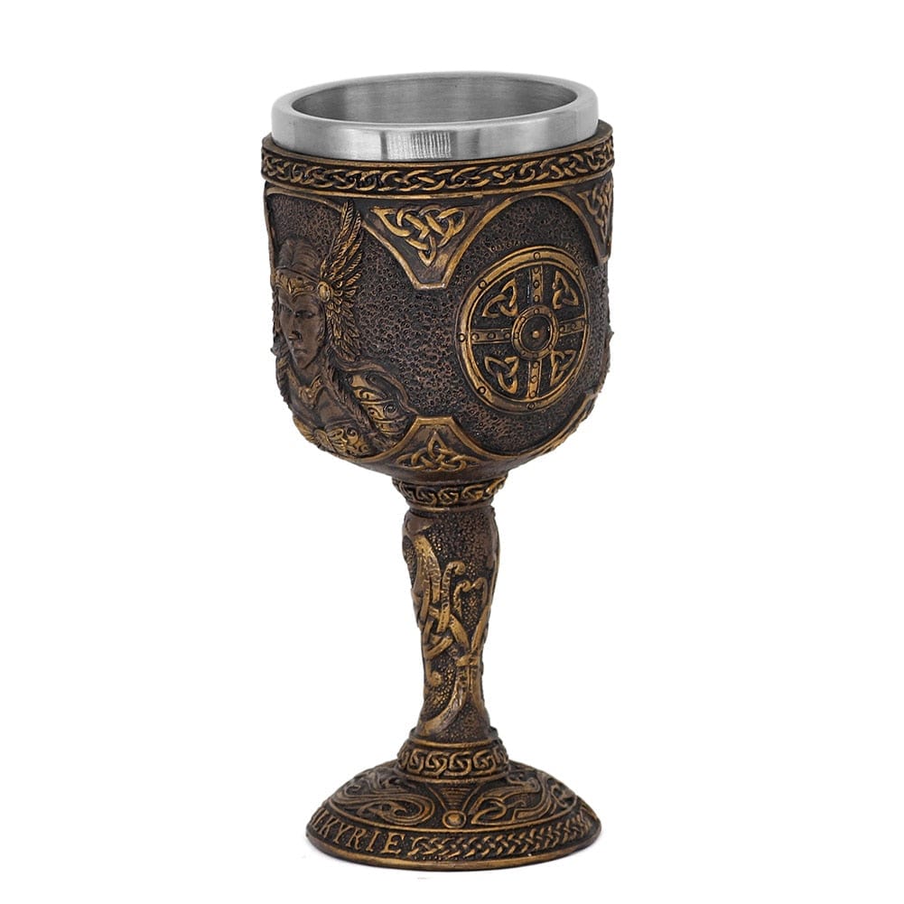 Vikingeglas med valkyrie-inspireret dekoration