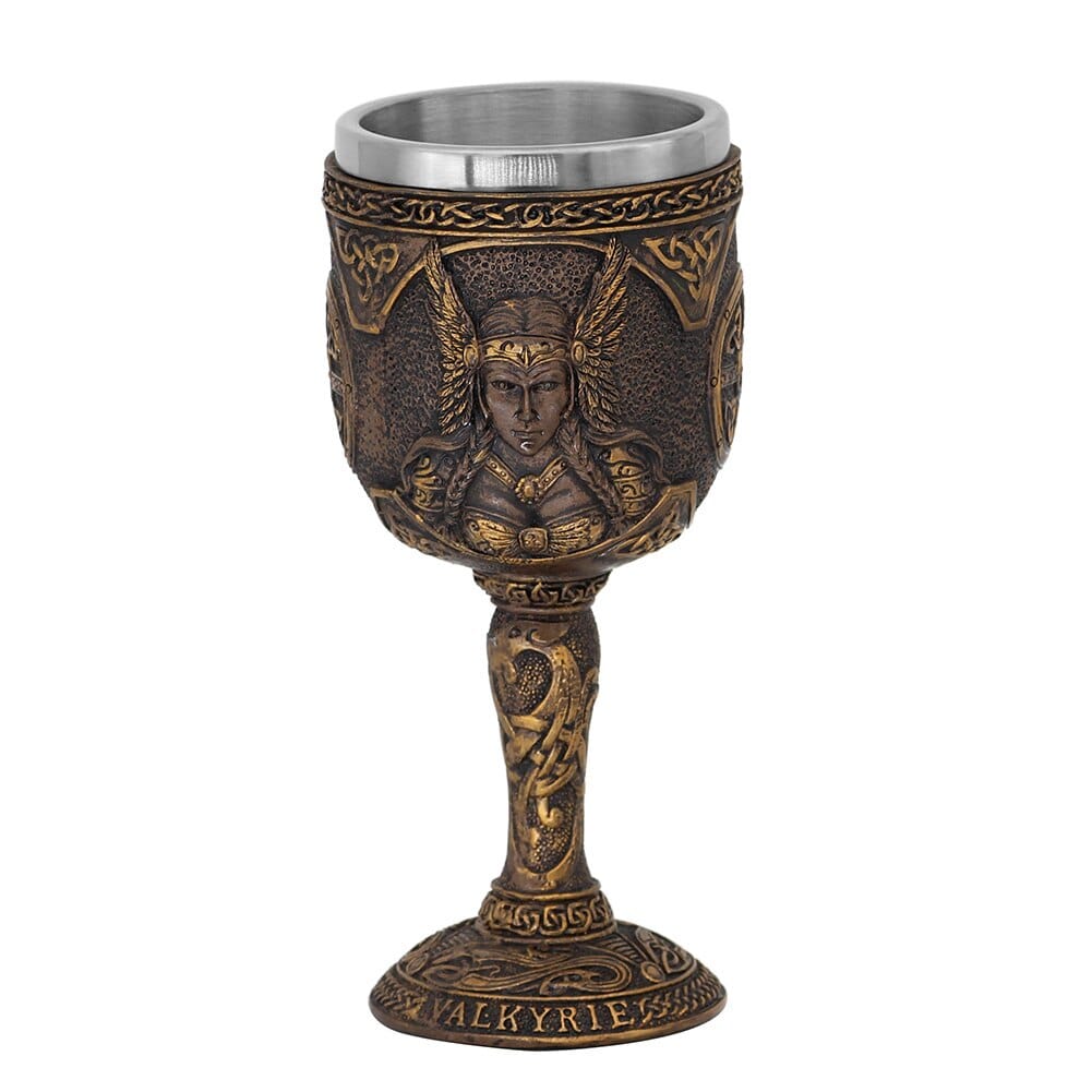 Vikingeglas med valkyrie-inspireret dekoration