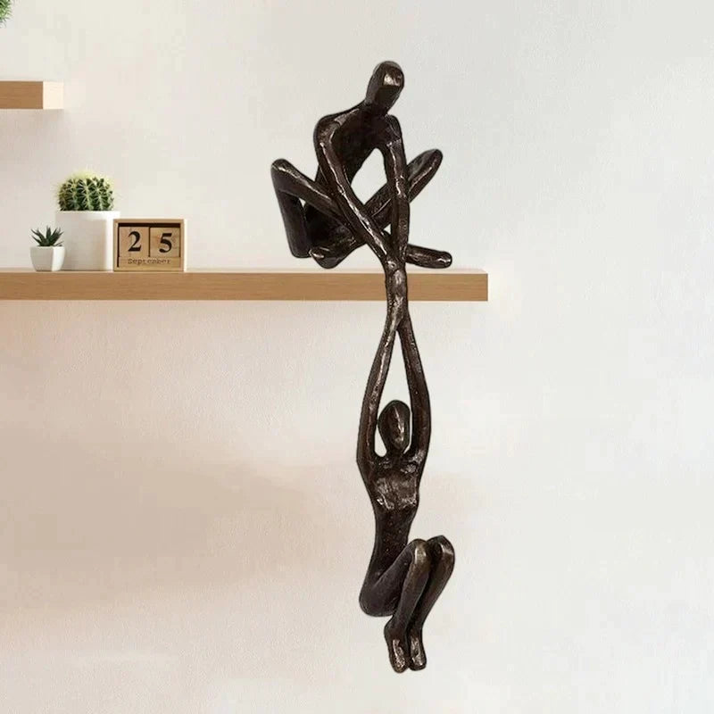 Tidløs skulptur for kærlighed og styrke