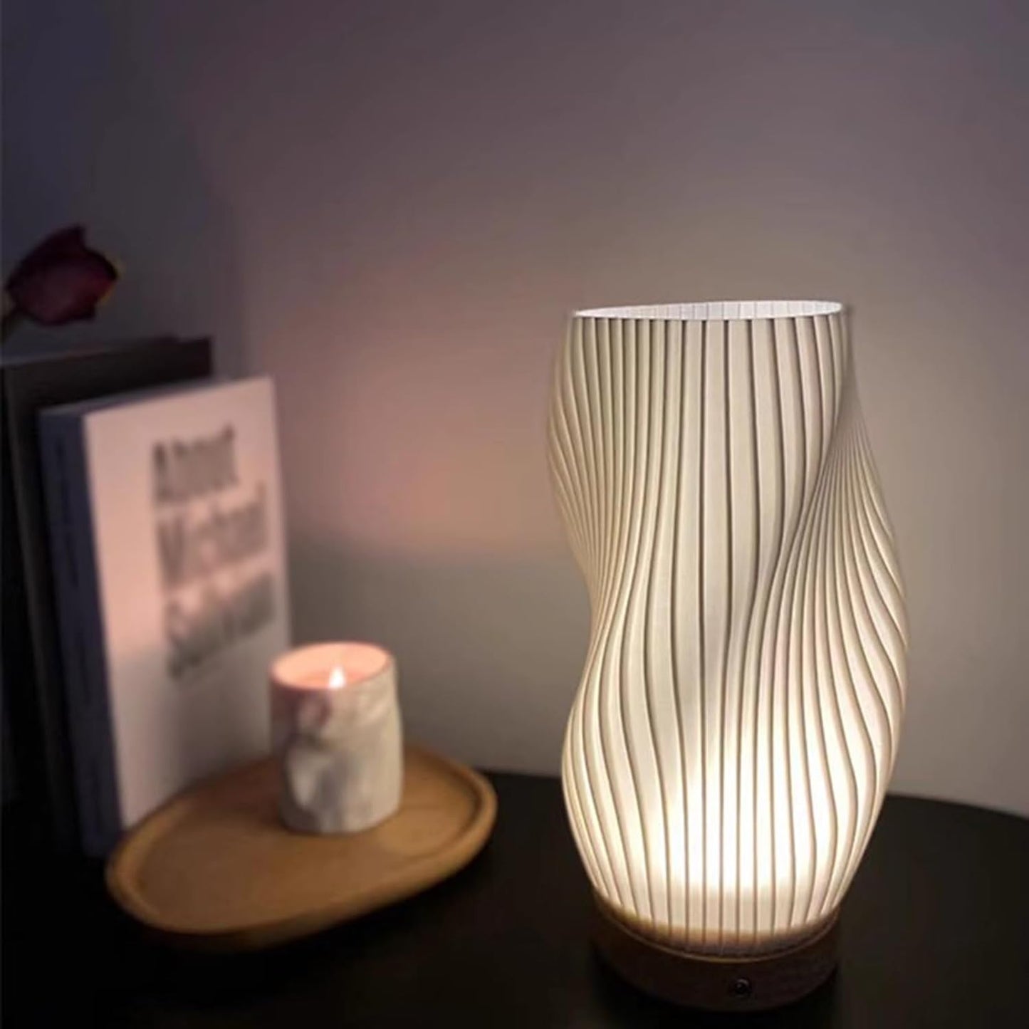 Bordlampe – Justerbar dæmpning for perfekt stemning