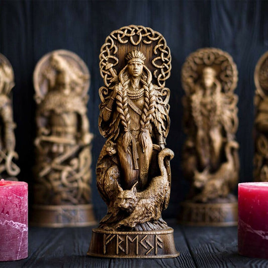Statuette af nordiske guder i resin