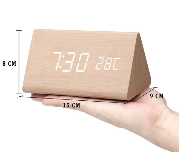 Minimalistisk LED-træur med stil