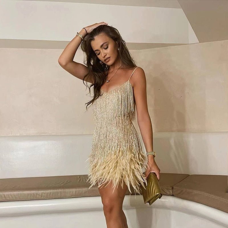 Cocktailkjole – Elegant Festkjole Med Glamour Detaljer