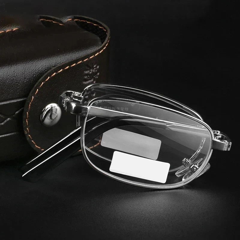 Kompakte Klapp-Lesebrille med Etui