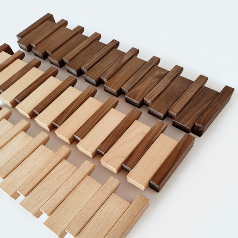 Funktionel Knagerække i Pianodesign